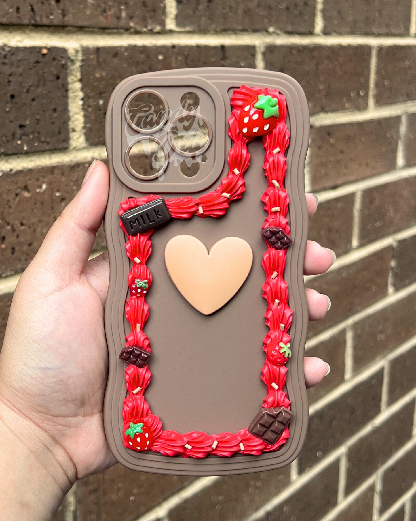 Strawberry Chocolate - iPhone 14 Pro Max